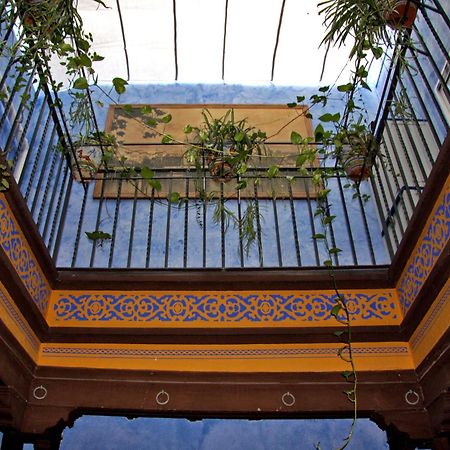 Pension Lisdos Севилья Экстерьер фото